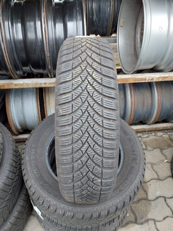 Semperit Speed-Grip 5 175/70 R 14 84 T | téli   DOT2422 7.2 mm