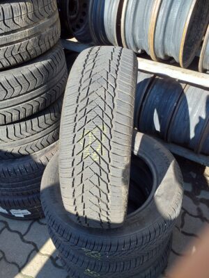 Langvigator Wintergrip hp 185/65 R 14 86 T | téli   DOT3021 6.6 mm