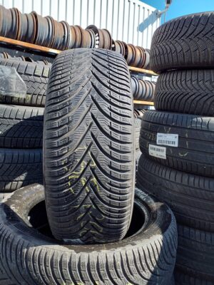 Kleber Krisalp HP3 215/55 R 17 98 V | téli   DOT2919 5.4 mm