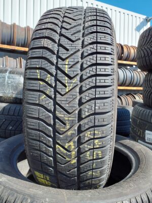 Pirelli W210 s3 205/55 R 16 91 H | téli   DOT3921 7.2 mm