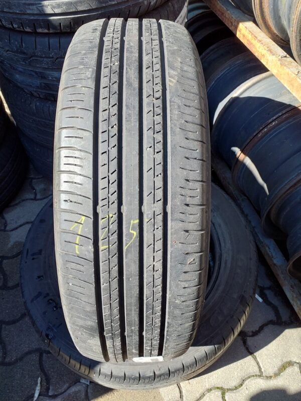 Dunlop Grand trek pt30 225/60 R 18 100 H | nyári   DOT2619 5.0 mm