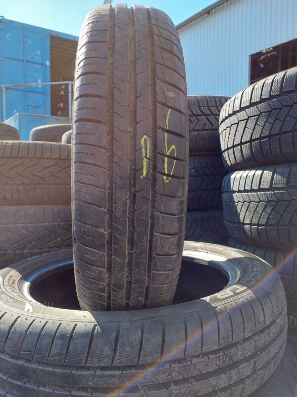 Maxxis Mecotra 3 145/65 R 15 72 T | nyári   DOT4918 6.0 mm