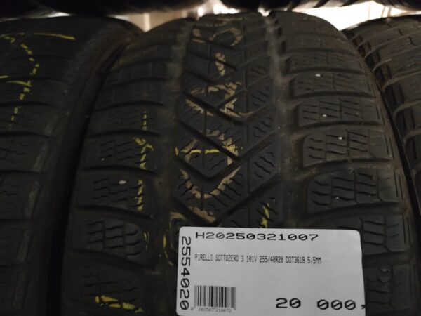 Pirelli SottoZero 3 255/40R20 101 V Személyautó | Nyári   DOT3619
