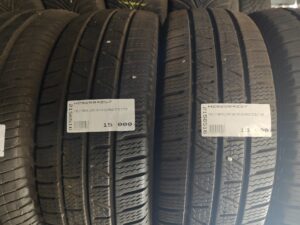 Pirelli CARRIER WINTER 215/65R16 109/107 R Kisáruszállító | Téli   DOT3217