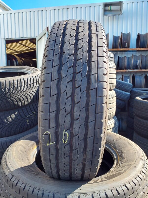 Firestone Vanhawk 2 205/70 R 15 C 106/104 R | nyári   DOT1223 8.4 mm