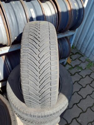 Michelin Crossclimate 185/60 R 14 86 H | négyévszakos   DOT3019 5 mm