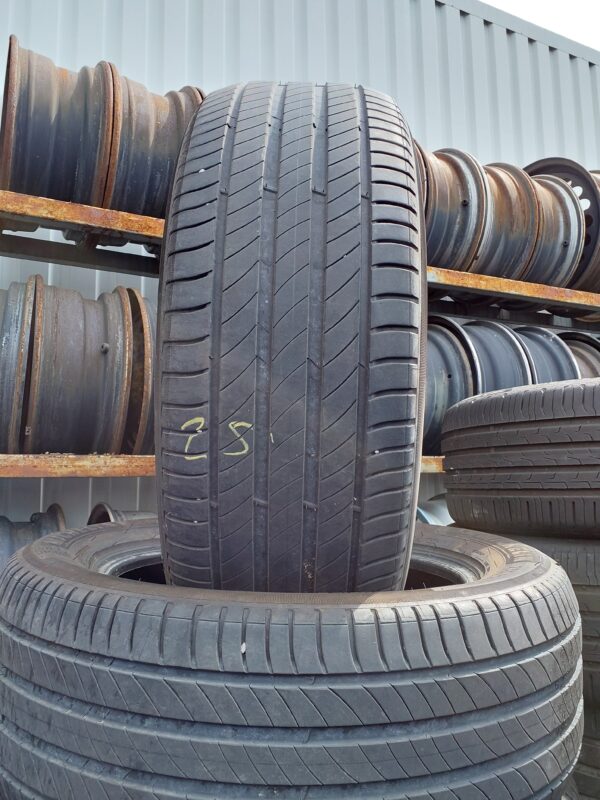 Michelin Primacy  4 vol 235/55 R 18 100 V | nyári   DOT3219 4.5 mm