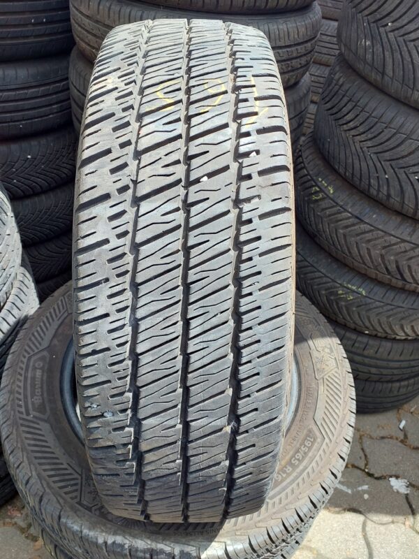Barum Vanis AllSeason 195/65 R 16 C 104/102 T | négyévszakos   DOT4521 7.6 mm