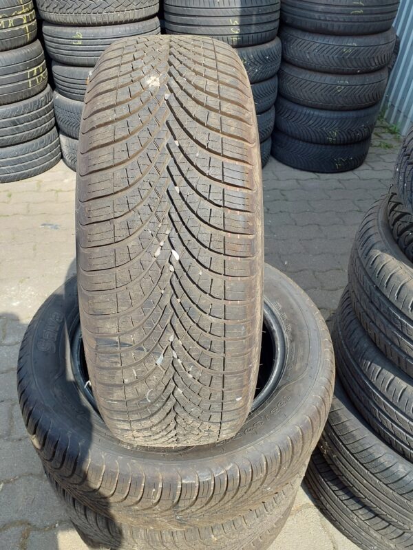 Sava All Weather 195/60 R 15 88 H | négyévszakos   DOT2324 6.5 mm