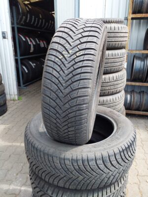 Kleber Quadraxer 2 185/65 R 15 88 H | négyévszakos   DOT2821 5.7 mm