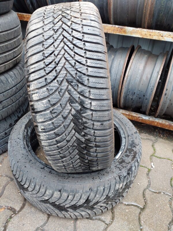 Firestone Multiseason gen2 205/50 R 17 93 V | négyévszakos   DOT4823 6 mm