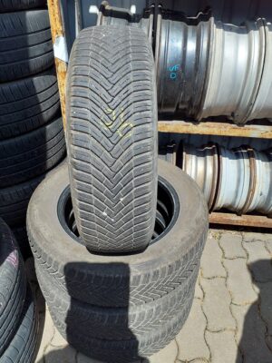 Continental AllSeasonContact 185/65 R 15 88 T | négyévszakos   DOT0523 5 mm