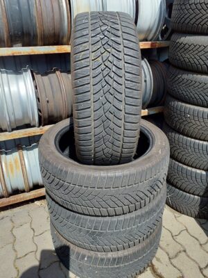 Goodyear UG Performance + 245/45 R 19 102 V | téli   DOT4219 6.3 mm
