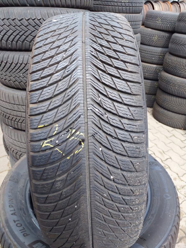 Michelin Pilot alpin 5 suv 235/55 R 19 105 V | téli   DOT3119 7.3 mm
