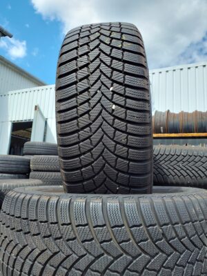 Bridgestone LM001 205/55 R 16 91 H | téli   DOT3418 6.7 mm