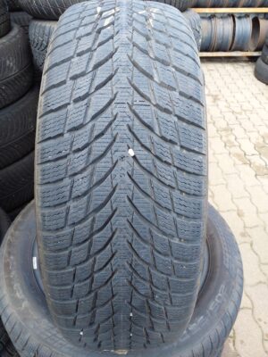 Nokian WR Snowproof P 205/55 R 17 91 H | téli   DOT3520 6.2 mm