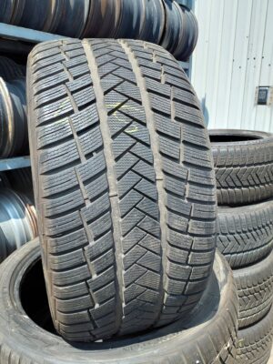 Vredestein Wintrac Pro 325/35 R 22 114 Y | téli   DOT0423 8 mm