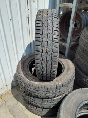 Michelin Agilis Alpin 195/75 R 16 C 107/105 R | téli   DOT3322 6.5 mm