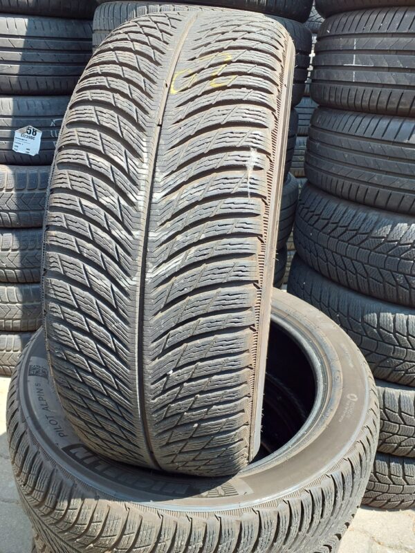Michelin Pilot Alpin 5 235/50 R 19 103 H | téli   DOT2322 6 mm