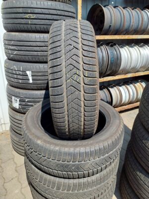 Pirelli SottoZero 3 225/55 R 18 98 H | téli   DOT3319 5 mm