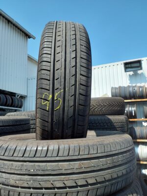 Yokohama BluEarth-Es ES32 175/65 R 15 84 H | nyári   DOT3819 5.4 mm