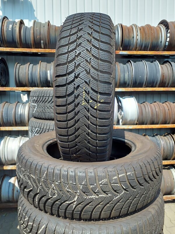 Michelin Alpin A4 175/65 R 15 88 H | téli   DOT2920 7.7 mm