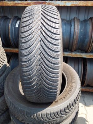 Michelin Alpin 5 205/60 R 16 92 H | téli   DOT1120 6.4 mm