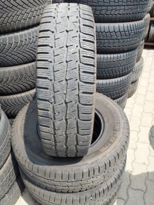 Michelin Agilis Alpin 225/75 R 16 C 121/120 R | téli   DOT2521 7 mm