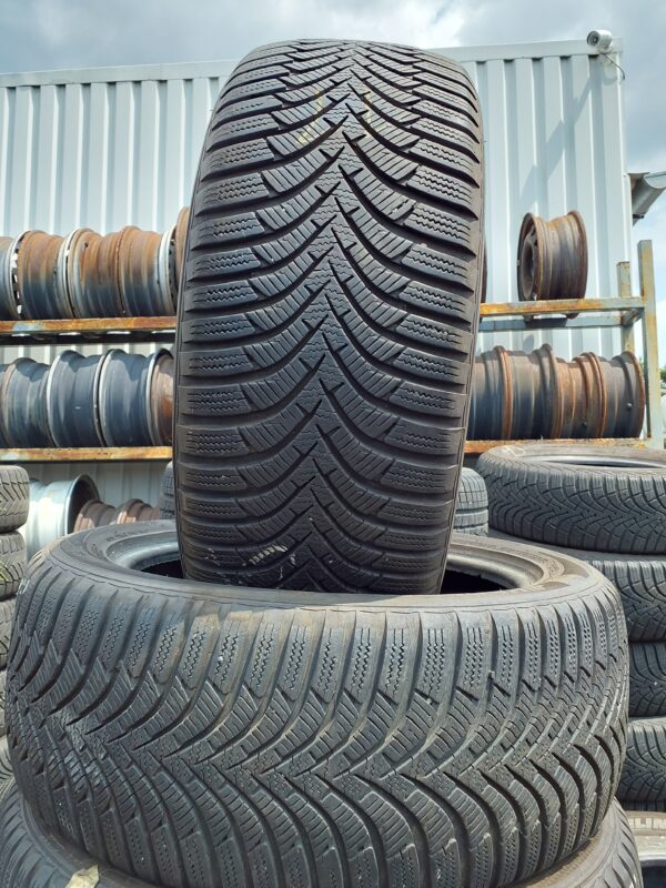 Hankook W452 205/50 R 16 91 H | téli   DOT2519 6.2 mm