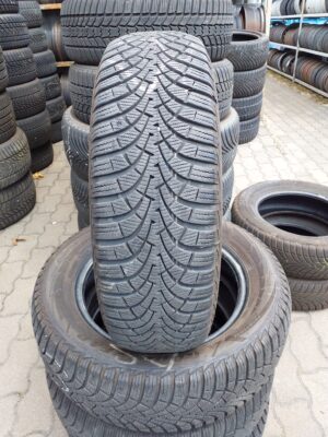 Goodyear UG9 205/60 R 16 92 H | téli   DOT3418 7 mm