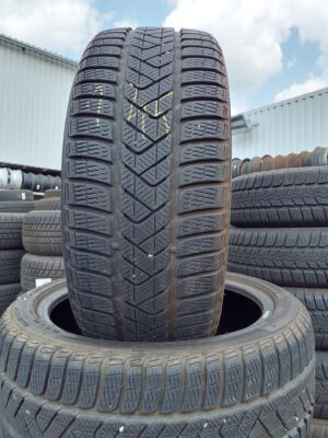 Pirelli SottoZero 3 215/45 R 17 91 H | téli   DOT4021 5.8 mm