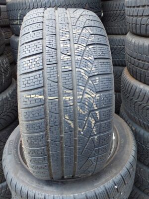 Pirelli Sottozero W240s2 235/50 R 17 96 V | téli   DOT4219 6.5 mm