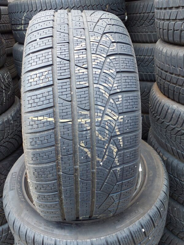 Pirelli Sottozero W240s2 235/50 R 17 96 V | téli   DOT4219 6.5 mm