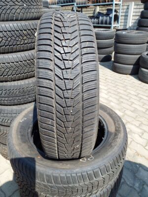 Hankook W330A 235/60 R 18 107 H | téli   DOT3220 6.8 mm