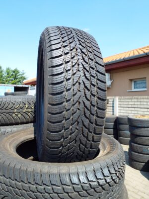 Nokian Snowproof 1 205/55 R 16 91 H | téli   DOT1223 6.7 mm