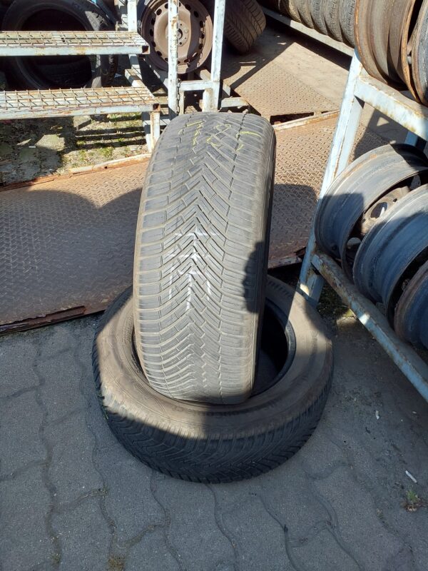 Continental AllSeasonContact 225/55 R 16 99 V | négyévszakos   DOT3820 6.4 mm