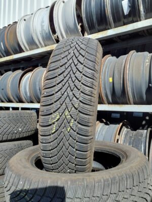 Bridgestone LM005 175/65 R 15 88 T | téli   DOT2322 6.3 mm