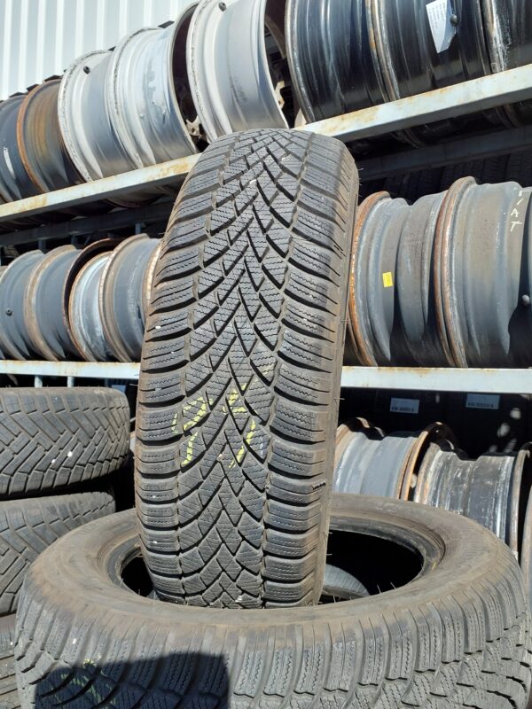 Bridgestone LM005 175/65 R 15 88 T | téli   DOT2322 6.3 mm