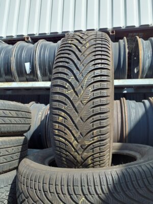 Kleber Krisalp HP3 195/60 R 15 88 T | téli   DOT2823 6.7 mm