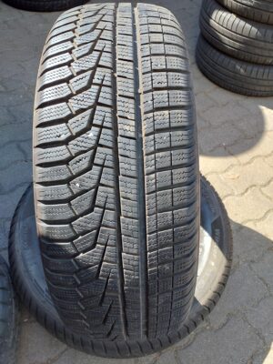 Hankook W320 215/60 R 16 99 H | téli   DOT2121 7.4 mm