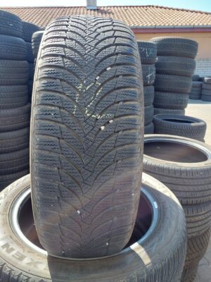 Nexen Winguard SnowG WH2 185/55 R 16 87 T | téli   DOT2820 6.7 mm