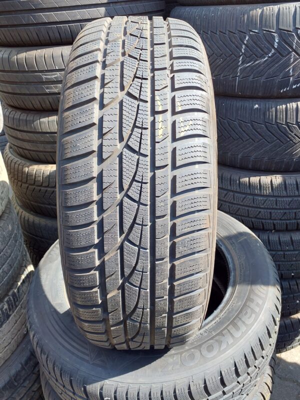 Hankook W 310 205/60 R 16 92 H | téli   DOT5019 6.3 mm