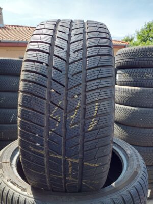 Barum Polaris 5 245/40 R 18 97 V | téli   DOT2522 6.5 mm