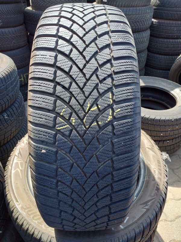 Bridgestone LM005 215/55 R 18 99 V | téli   DOT2721 6 mm