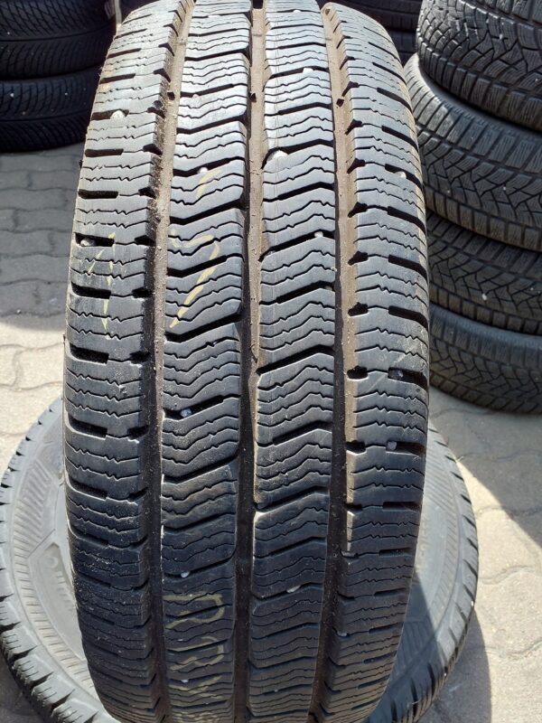 Barum SnoVanis 3 235/65 R 16 C 115/113 R | téli   DOT2722 8 mm