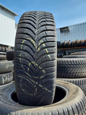 Hankook W452 185/65 R 15 88 T | téli   DOT1520 5.1 mm