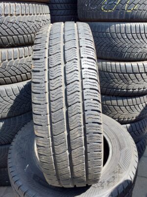 Barum SnoVanis 3 205/75 R 16 C 110/108 R | téli   DOT2822 6.8 mm