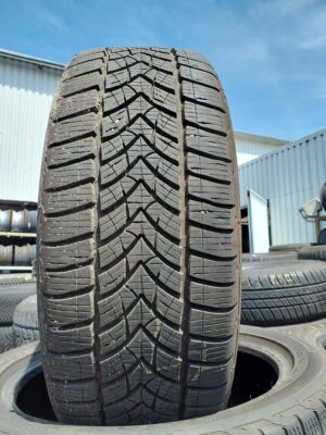 Debica Frigo HP 2 205/50 R 17 93 V | téli   DOT4023 5.6 mm