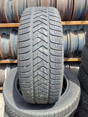 Pirelli Scorpion Winter 235/55 R 19 105 V | téli   DOT3719 6 mm