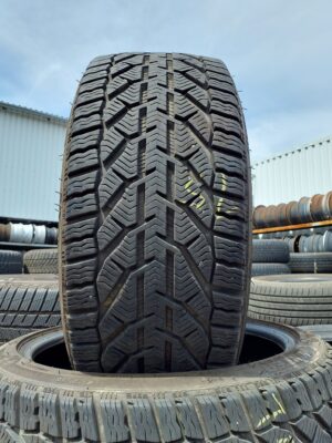 Strial Winter 215/40 R 17 87 V | téli   DOT3020 6.8 mm